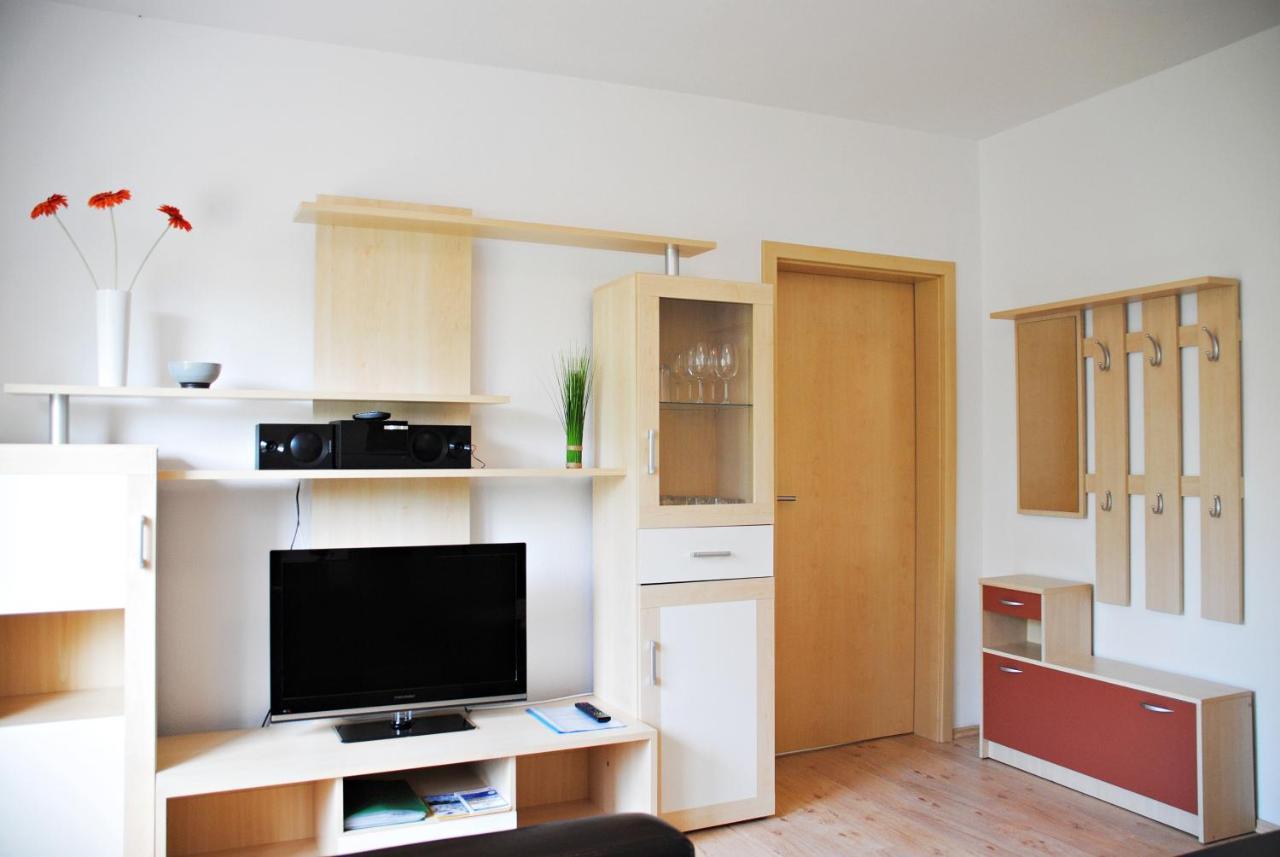 Appartementanlage-Ferienwohnungen Weisse Moewe Sassnitz Ngoại thất bức ảnh