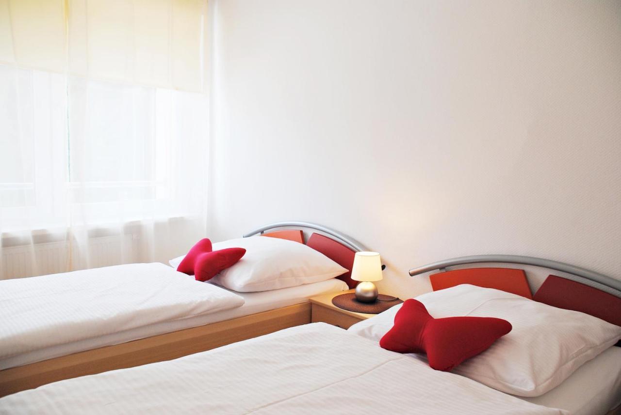 Appartementanlage-Ferienwohnungen Weisse Moewe Sassnitz Ngoại thất bức ảnh