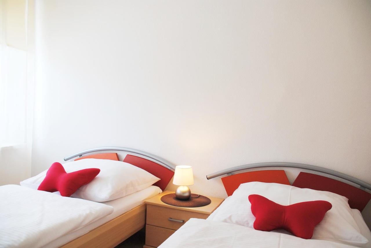 Appartementanlage-Ferienwohnungen Weisse Moewe Sassnitz Ngoại thất bức ảnh