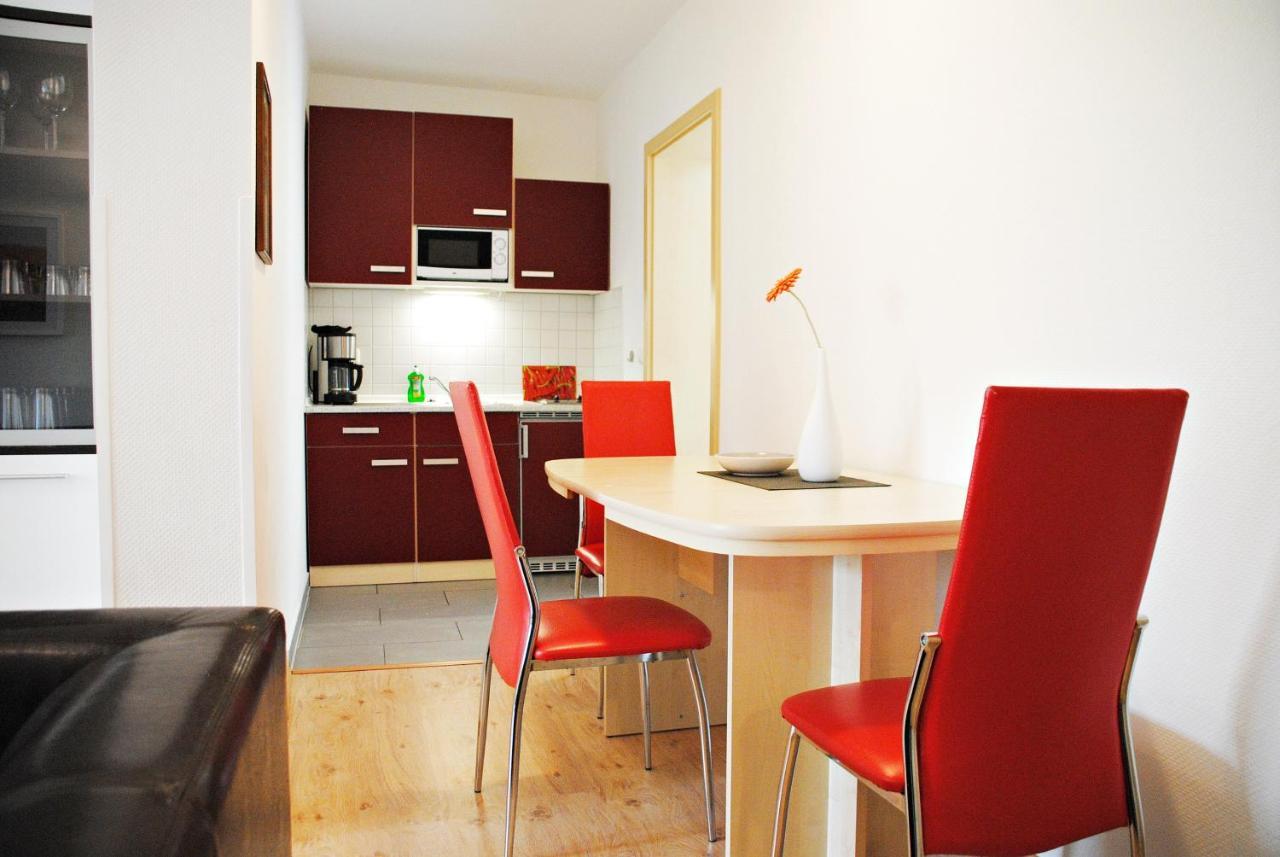 Appartementanlage-Ferienwohnungen Weisse Moewe Sassnitz Ngoại thất bức ảnh