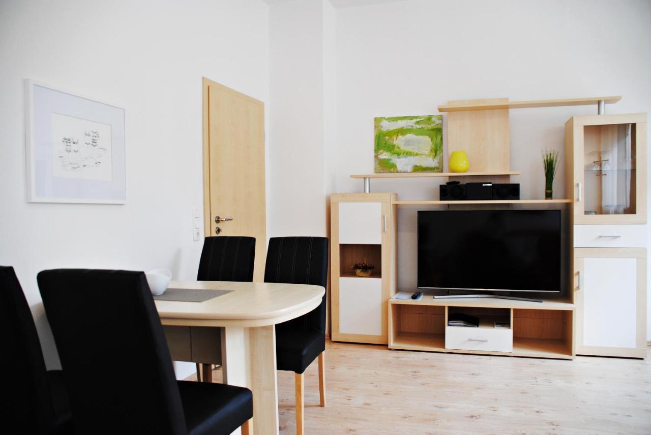 Appartementanlage-Ferienwohnungen Weisse Moewe Sassnitz Ngoại thất bức ảnh