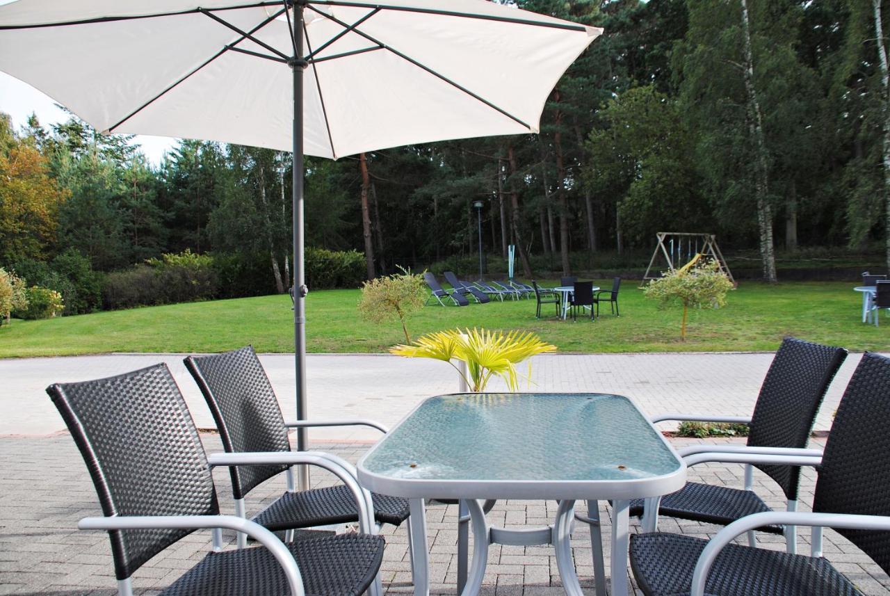 Appartementanlage-Ferienwohnungen Weisse Moewe Sassnitz Ngoại thất bức ảnh
